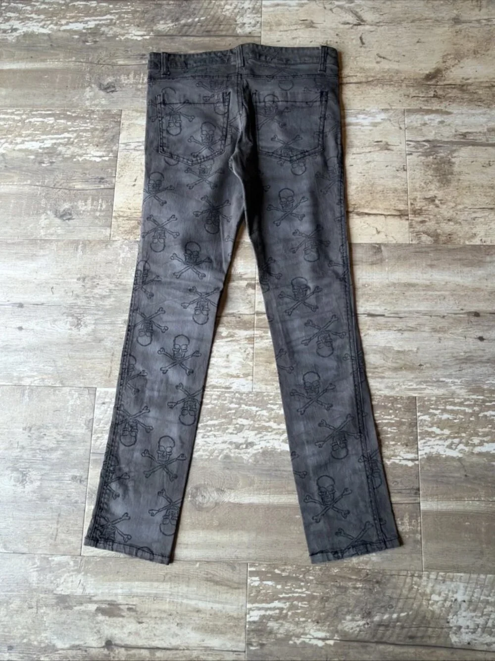 Royal Bones vtg royal